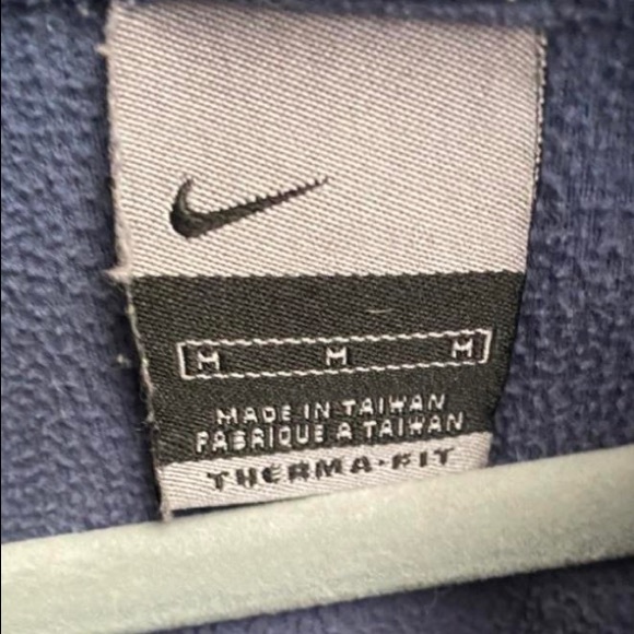 SOLD Nike fleece quarter zip - Picture 3 of 4